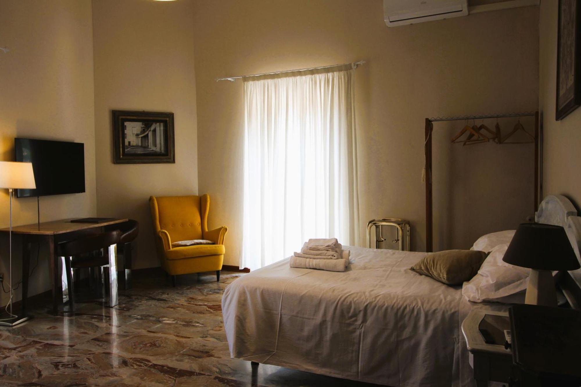 Le Stanze Dei Doria Hotel Valmontone Kültér fotó